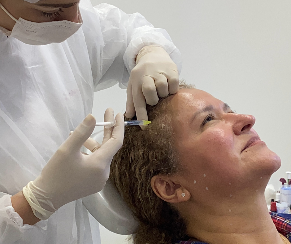 O uso da Toxina Botulínica é uma forma de tratamento para o bruxismo, quando aplicada nos músculos da mastigação, promove o seu relaxamento