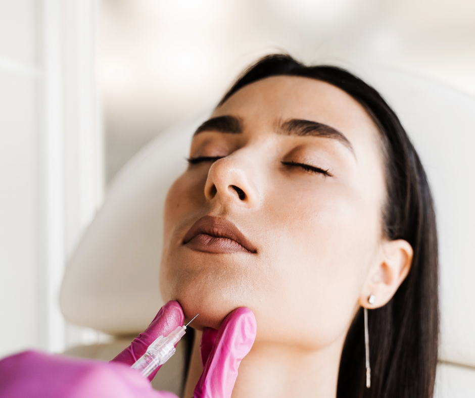 Estética Facial: Harmonização Para Realçar a Beleza Natural. Cuidar da aparência do rosto vai muito além da vaidade.