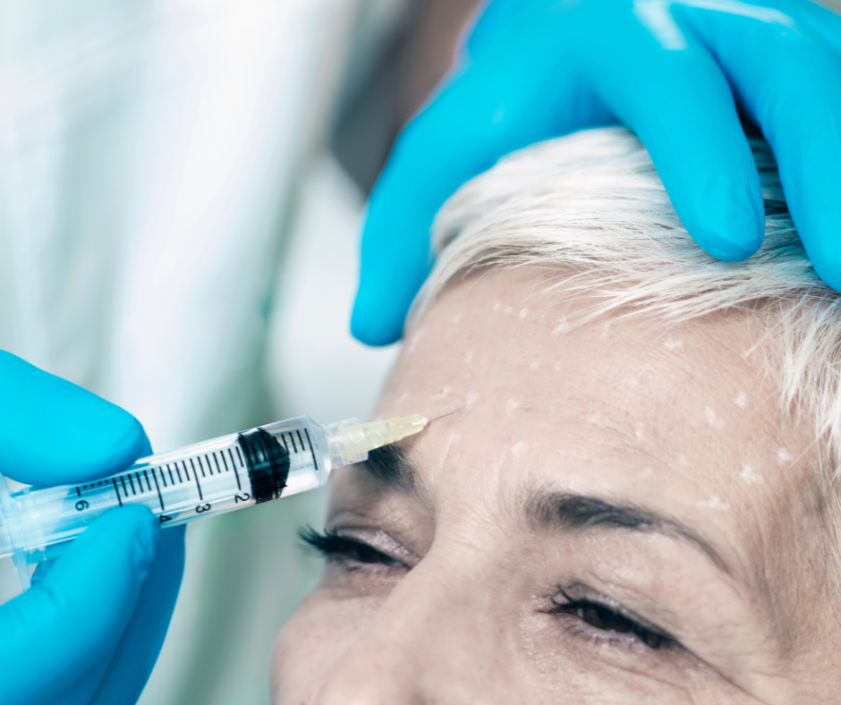 O que é Toxina Botulínica e como ele funciona? A Toxina Botulínica é amplamente conhecido por seus benefícios estéticos, mas você sabia que ele também tem aplicações terapêuticas?