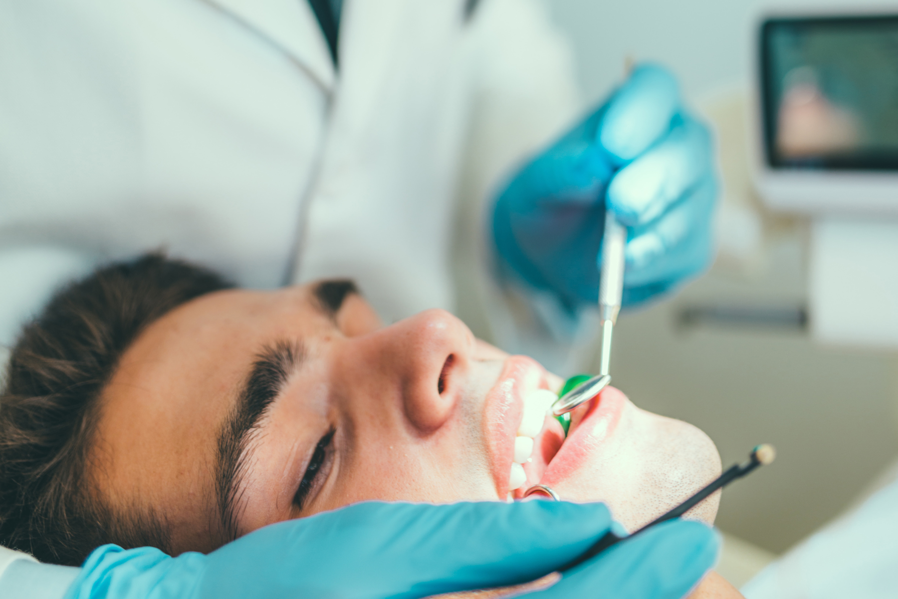 O que é o canal dentário? O canal dentário é uma estrutura fundamental na anatomia dos dentes, mas nem sempre é bem compreendido